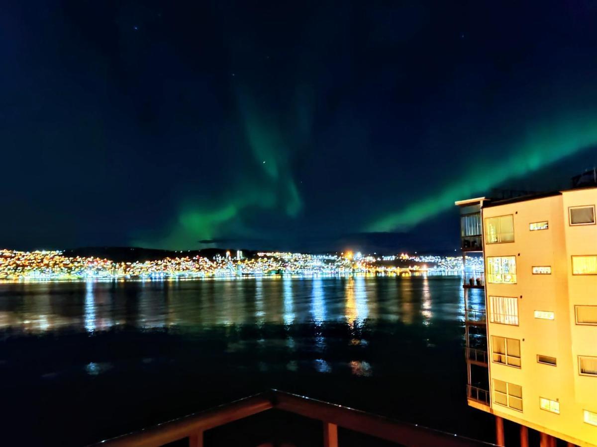 Top Floor Apartment With A Magic View Tromsø Exteriör bild